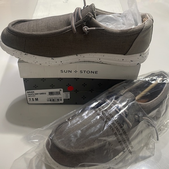 Sun+Stone grey canvas sneaker - Picture 2 of 3